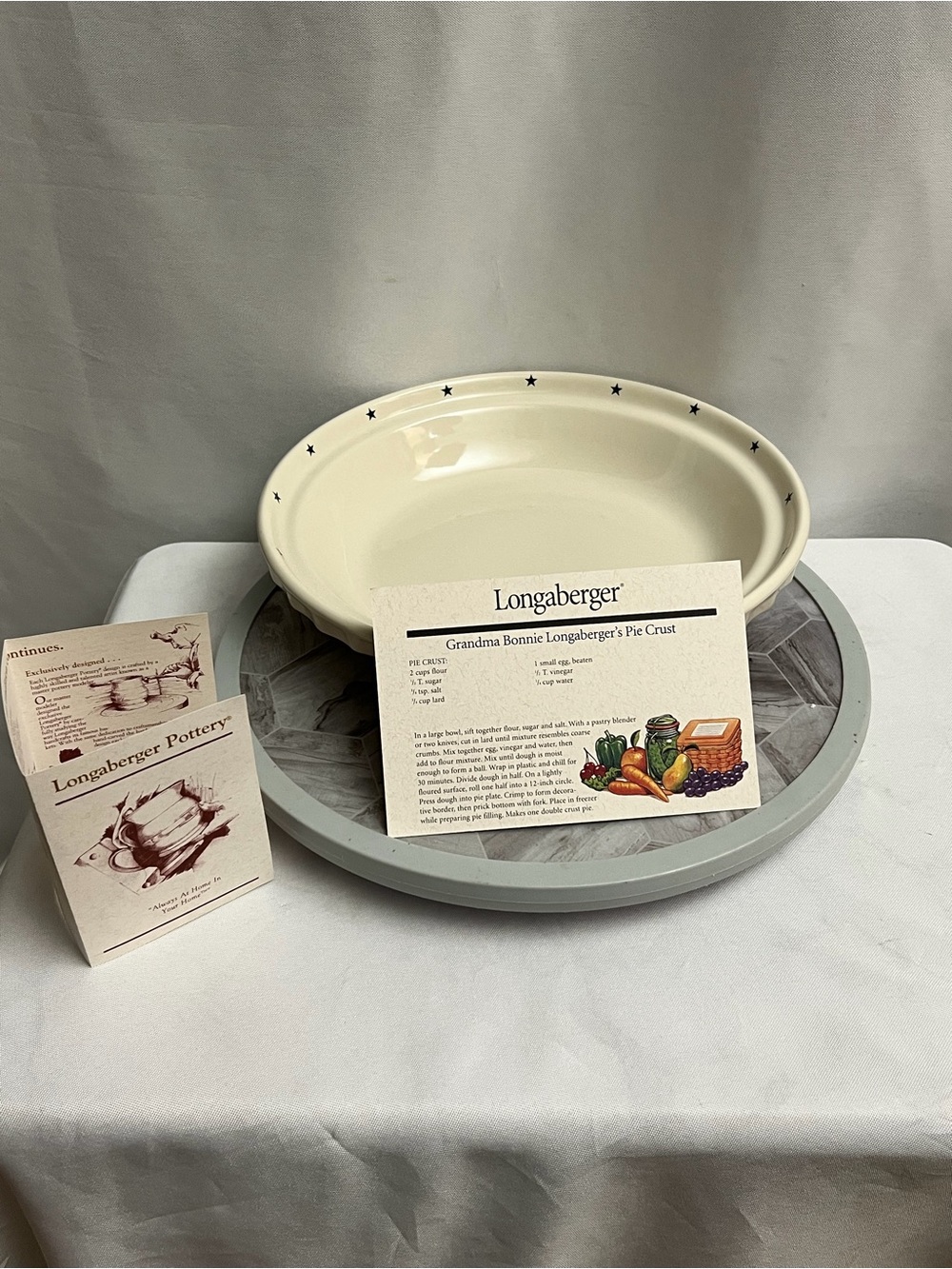 Longaberger All American Pie Plate Pottery Baker 1998 Item 35807 NIB Box